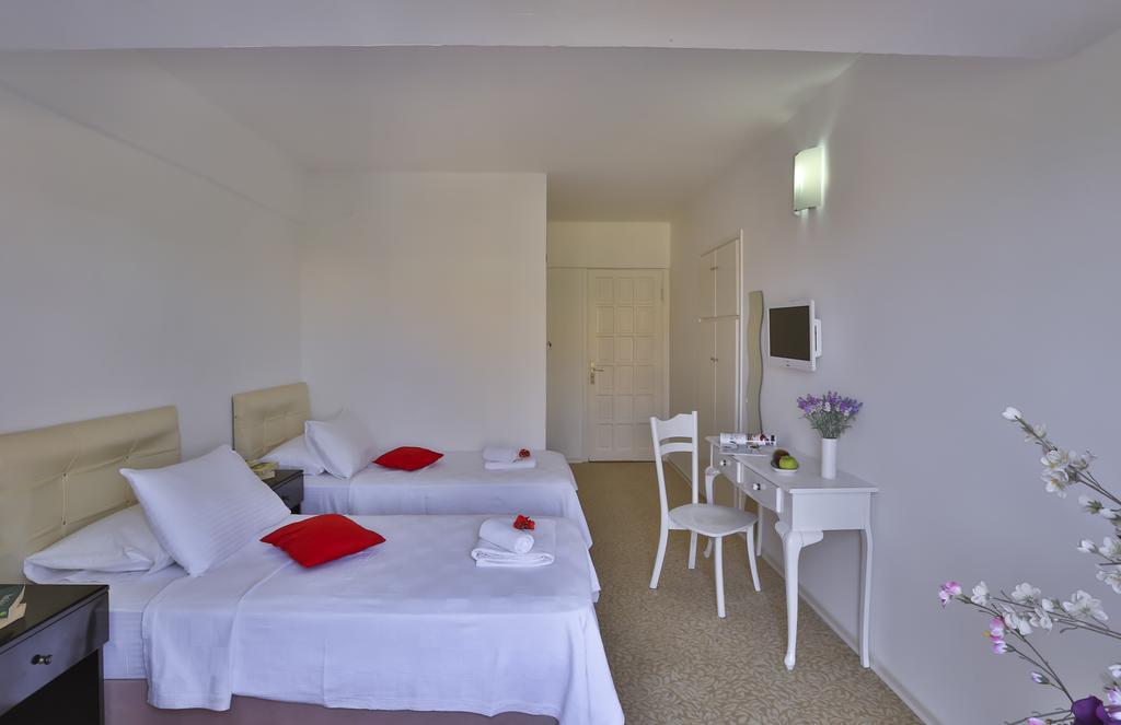 Kiraz Butik Hotel Алакати Екстериор снимка